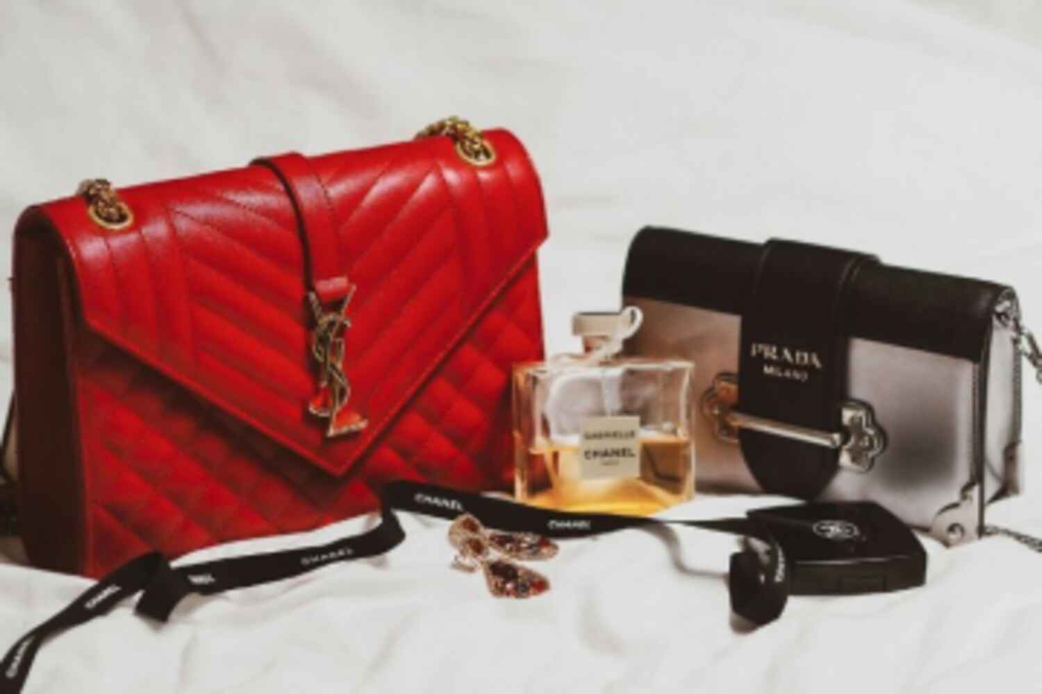 Dernier conseil beauté : Le Sac de Luxe : l'Accessoire Indispensable pour une Élégance Intemporelle