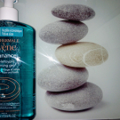 Swatch de Menadolls : Cleanance Gel nettoyant, Avène