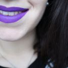 Swatch de cosmetic-madness : Velvetines Matte Lipstick, Lime Crime