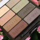 Swatch de cosmetic-madness : Palette, Wet n Wild