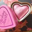 Swatch de cosmetic-madness : I Heart Makeup Blushing Hearts, Makeup Revolution