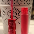 Swatch de cosmetic-madness : Velvetines Matte Lipstick, Lime Crime