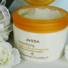 Swatch de Marie_findsgirlslike : Gommage éclat Beautifying, Aveda