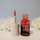 Swatch de Marie_findsgirlslike : Benetint Blush Liquide Joues et Lèvres, Benefit Cosmetics