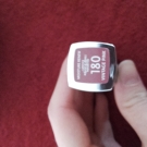 Swatch de Charlotte62000 : Moisture Reniew Lipstick, Rimmel london