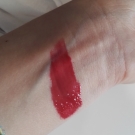 Swatch de Valentine.D : Rouge Edition Aqua Laque, Bourjois