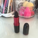 Swatch de Lisalmbrt : Viva Glam Ariana Grande, Mac