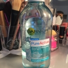 Swatch de Lisalmbrt : Solution Micellaire Tout en 1 Pure Active, Garnier
