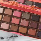 Swatch de Beautycurls : Sweet Peach Palette de fards à paupières, Too Faced