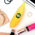 Swatch de Sofia : Magic Food Banana Hand Milk - Crème mains hydratante, Tonymoly