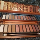 Swatch de Diana74 : Naked Heat Palette de fards à paupières, Urban Decay