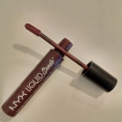 Swatch de Diana74 : Liquid Suede Rouge à Lèvres Crème, NYX