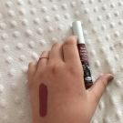 Swatch de EloBeth02 : Meet Matt(e) Hughes? Long Lasting Liquid Lipstick, theBalm