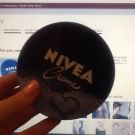 Swatch de lilou.vct : Nivea Crème, Nivea