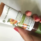 Swatch de Imanedich : Gommage Végétal - Toutes peaux, Yves Rocher