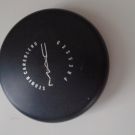 Swatch de Hananas : Poudre Matifiante, Mac