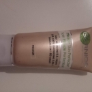 Swatch de Hananas : BB Crème Soin Miracle Perfecteur La Classique, Garnier