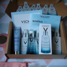 Swatch de LuckyGirl : Minéral 89 Booster Quotidien Fortifiant et Repulpant, Vichy