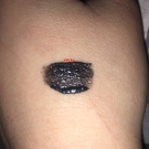 Swatch de xVicky : Ombre Crème Ultra Longue Tenue, Yves Rocher