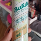 Swatch de xVicky : Shampooing sec Nude, Batiste
