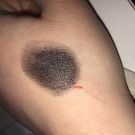 Swatch de xVicky : Ombre Crème Ultra Longue Tenue, Yves Rocher