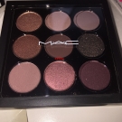Swatch de xVicky : Palette : Burgundy de chez Mac, Mac
