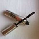 Swatch de juste lili : They're real - tinted primer, Benefit Cosmetics