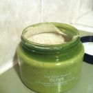 Swatch de juste lili : Gommage Corporel Olive, The Body Shop