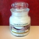 Swatch de juste lili : Bougie Parfumée, Yankee Candle