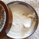 Swatch de katniss59 : Beurre Corporel Noix de Coco, The Body Shop