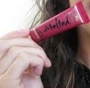 Swatch de katniss59 : Melted - Rouge à lèvres liquéfié longue tenue, Too Faced