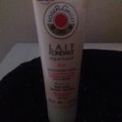 Swatch de Chrislène : Lait Fondant Corps Rose, Roger&Gallet