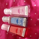 Swatch de noem143 : Gel mains nettoyant, Merci Handy