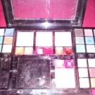 Swatch de noem143 : Palette Look Couleurs 60 teintes - Collection Noël 2014, YVES ROCHER