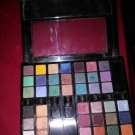 Swatch de noem143 : Palette Look Couleurs 60 teintes - Collection Noël 2014, YVES ROCHER