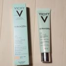 Swatch de petitesastuces : Normaderm BB Clear SPF 16 40ml, Vichy