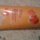 Swatch de dallou : Après-Shampoing Nutrition au Lait de Karité et au Miel, Le Petit Marseillais