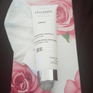 Swatch de MISS TeSteUse  : Crème exfoliante éclat, Ialugen Advance