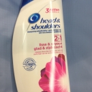 Swatch de Testeuse beaute party  : Shampooing Antipelliculaire Lisse et Soyeux 2 en 1, Head & Shoulders