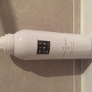 Swatch de Testeuse beaute party  : The Ritual of Sakura Foaming Shower Gel - Mousse de douche, Rituals