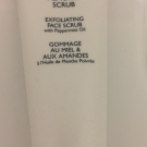 Swatch de Testeuse beaute party  : Gommage au miel et aux amandes, Nutrimetics