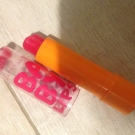 Swatch de Ilana : Baby Lips Baume à Lèvres Teinté, Maybelline New York