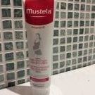 Swatch de val1977 : Crème Prévention Vergetures, Mustela