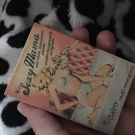 Swatch de SaraKdr : Sexy Mama Poudre Transparente Matifiante, theBalm