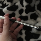 Swatch de SaraKdr : Highliner - Crayon Gel pour les yeux, Marc Jacobs Beauty
