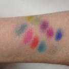 Swatch de Seida : Electric Pressed Pigment Palette, Urban Decay