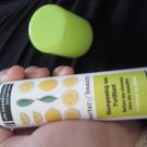 Swatch de Mariem01 : Shampoing Sec Citron - Nectar of Beauty de Les Cosmétiques Design Paris, Nectar of Beauty