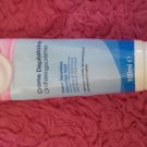 Swatch de Mariem01 : Crème dépilatoire peaux sensibles, Veet