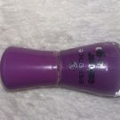 Swatch de Liliyana.r : Colour & Go Nail Polish, Essence
