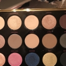 Swatch de Anadreambeauty : Gwen Stefani Eyeshadow Palette, Urban Decay